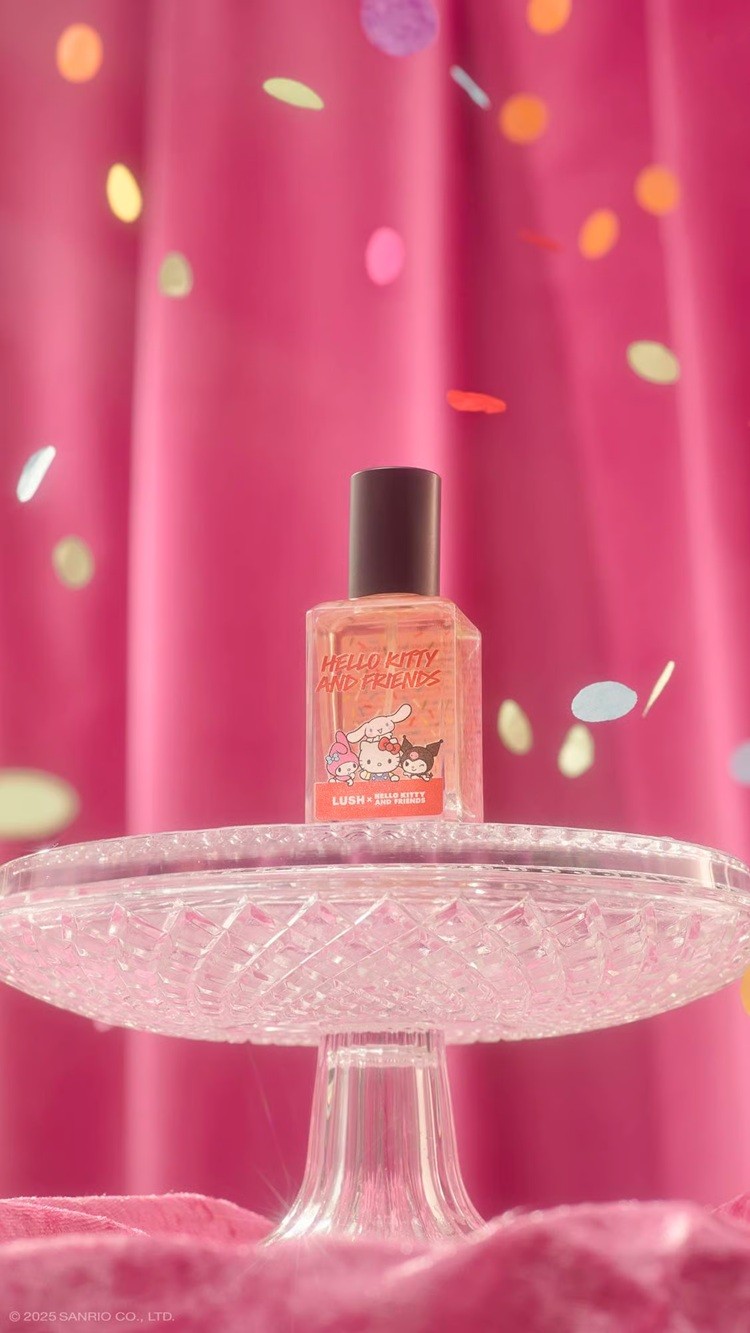 Hello Kitty And Friends